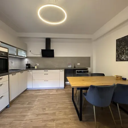 Iaroi 2 클루지나포카