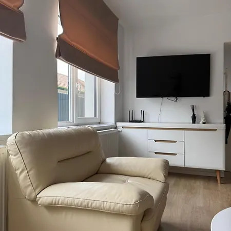 Appartement Iaroi 2 *