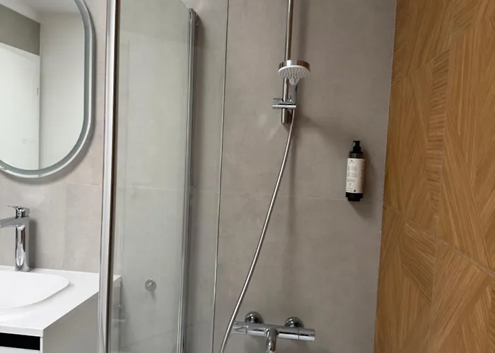 Apartamento Iaroi 2 *